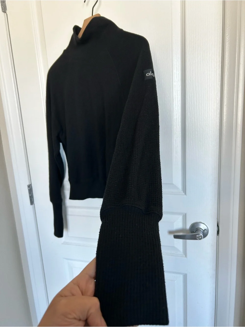 ALO Yoga Black Waffle Knit Set Joggers and sweater